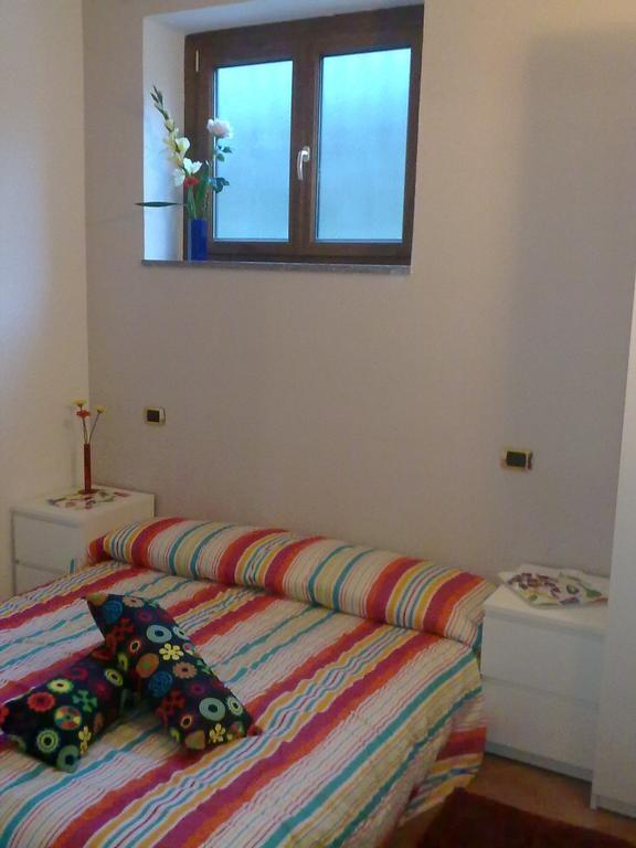 Affittacamere Valchiavenna - Foresteria Lombarda Con Parcheggio Privato Sul Posto! Apprezzata Gestione Familiare Dal 2012, Qualita-Prezzo Top! "Guest-House With Private Parking On Site! Appreciated Family Management Since 2012, Quality-Price Top!" Phòng bức ảnh