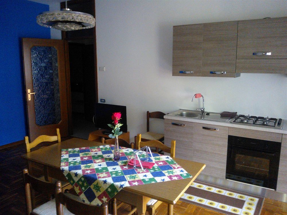 Affittacamere Valchiavenna - Foresteria Lombarda Con Parcheggio Privato Sul Posto! Apprezzata Gestione Familiare Dal 2012, Qualita-Prezzo Top! "Guest-House With Private Parking On Site! Appreciated Family Management Since 2012, Quality-Price Top!" Ngoại thất bức ảnh
