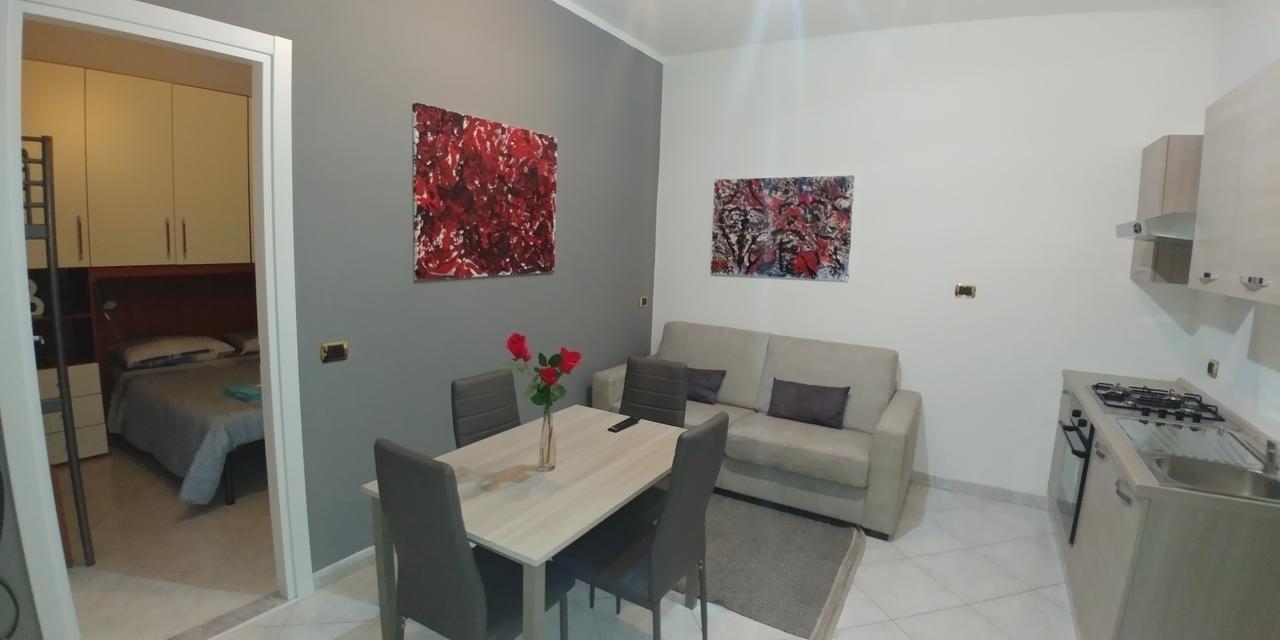 Affittacamere Valchiavenna - Foresteria Lombarda Con Parcheggio Privato Sul Posto! Apprezzata Gestione Familiare Dal 2012, Qualita-Prezzo Top! "Guest-House With Private Parking On Site! Appreciated Family Management Since 2012, Quality-Price Top!" Ngoại thất bức ảnh