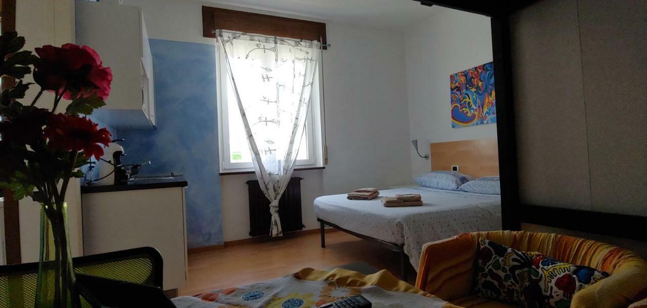 Affittacamere Valchiavenna - Foresteria Lombarda Con Parcheggio Privato Sul Posto! Apprezzata Gestione Familiare Dal 2012, Qualita-Prezzo Top! "Guest-House With Private Parking On Site! Appreciated Family Management Since 2012, Quality-Price Top!" Ngoại thất bức ảnh