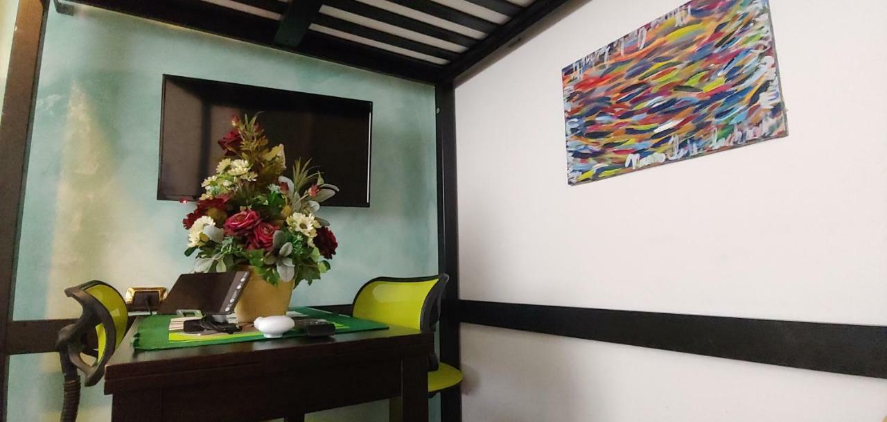 Affittacamere Valchiavenna - Foresteria Lombarda Con Parcheggio Privato Sul Posto! Apprezzata Gestione Familiare Dal 2012, Qualita-Prezzo Top! "Guest-House With Private Parking On Site! Appreciated Family Management Since 2012, Quality-Price Top!" Ngoại thất bức ảnh