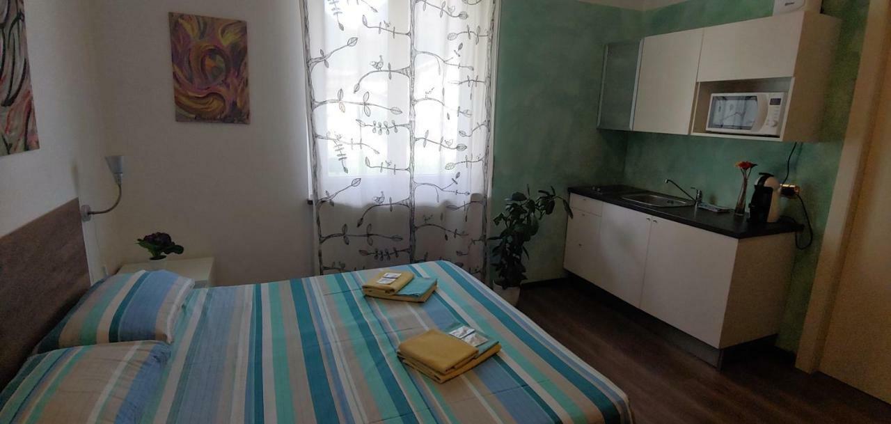 Affittacamere Valchiavenna - Foresteria Lombarda Con Parcheggio Privato Sul Posto! Apprezzata Gestione Familiare Dal 2012, Qualita-Prezzo Top! "Guest-House With Private Parking On Site! Appreciated Family Management Since 2012, Quality-Price Top!" Ngoại thất bức ảnh